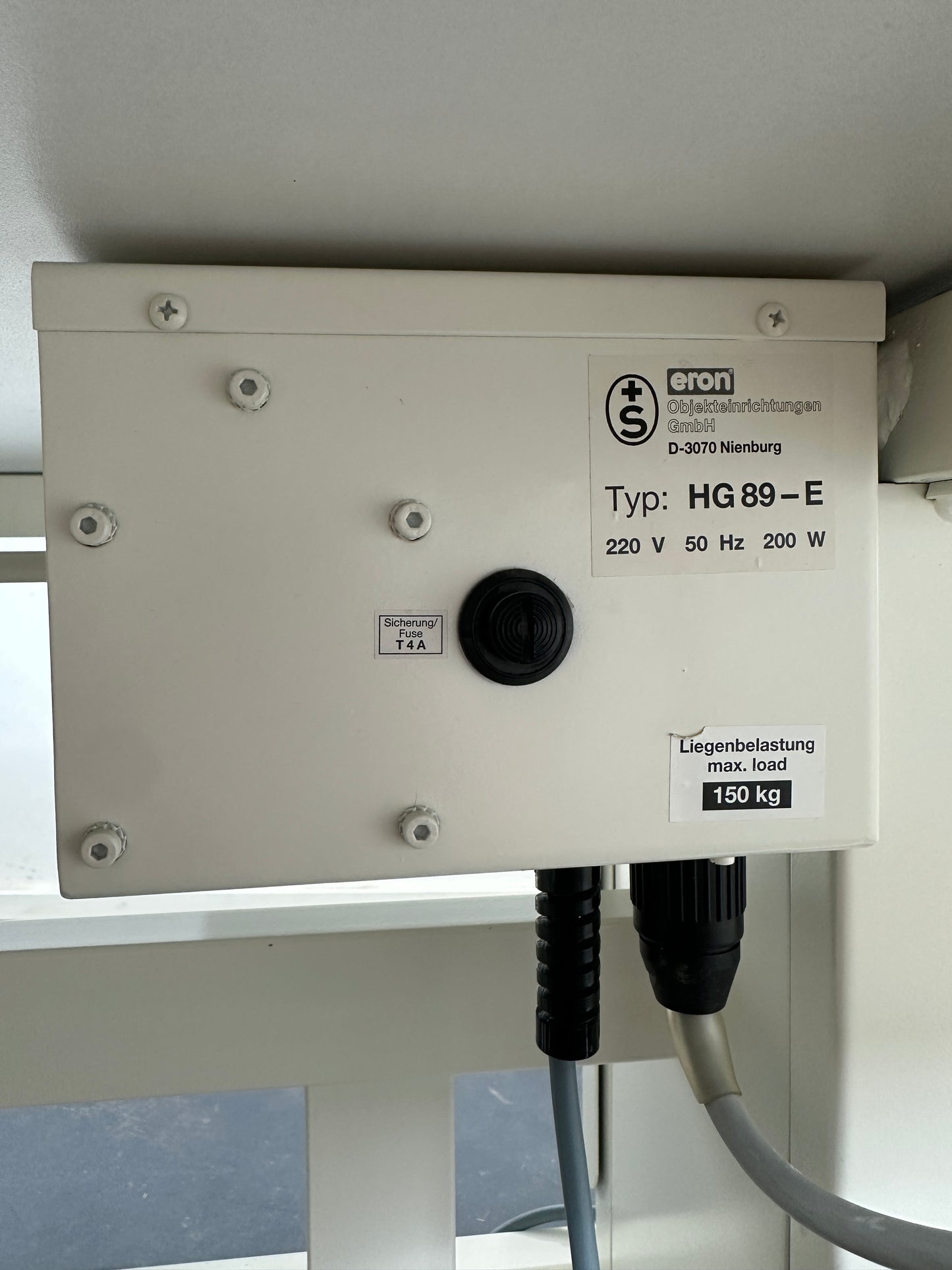 OP-Liege Eron HG-89 E Höhenverstellbar mit Fußschalter