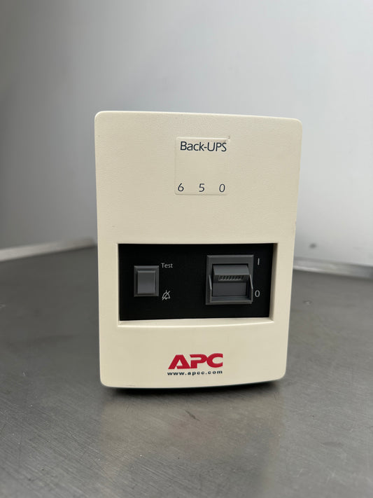 APC Back-UPS 650 BK650MI – 650 VA / 400 W USV