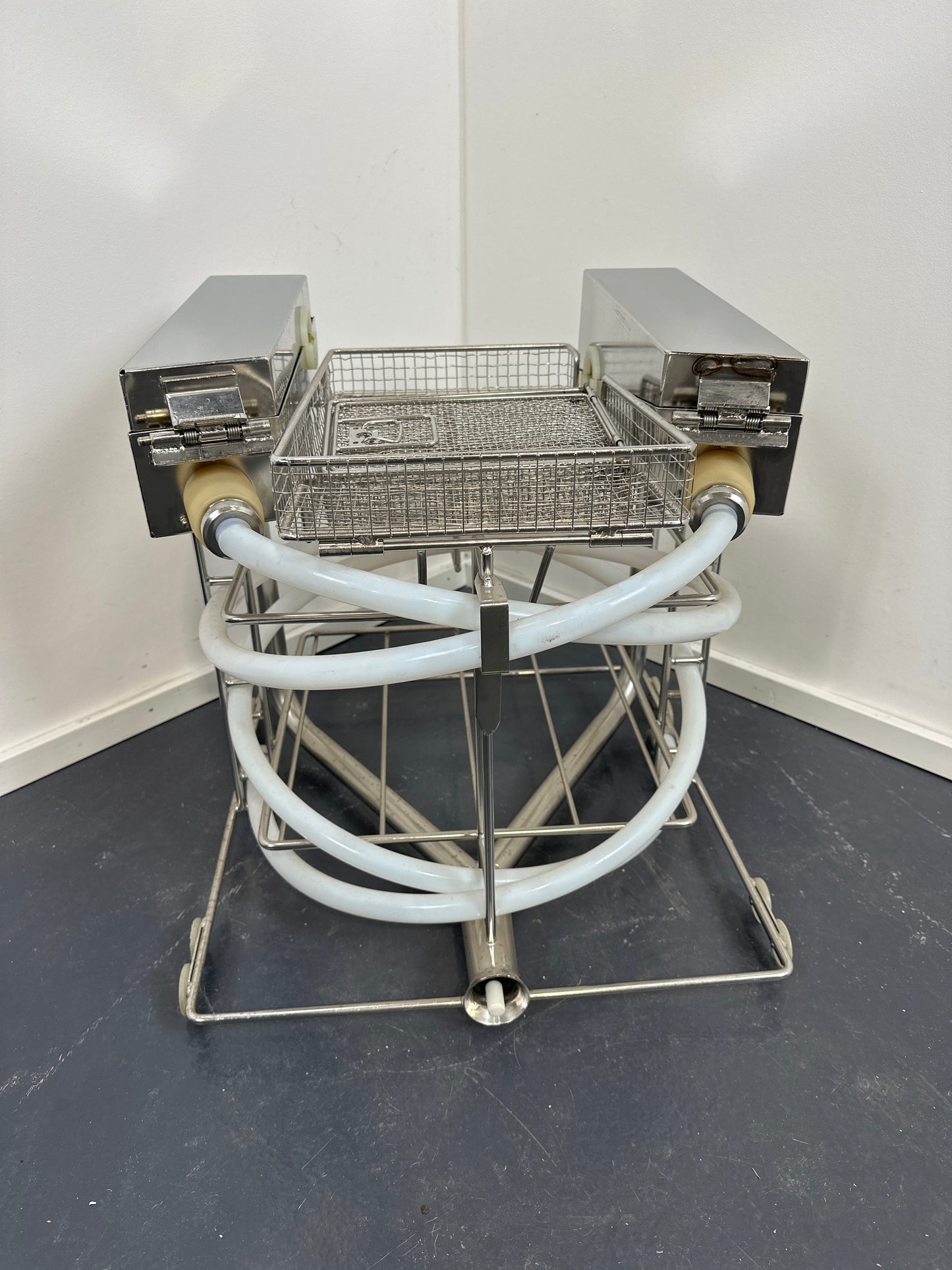 BHT Innova 3000 Disinfector Insert (Injector Cart)