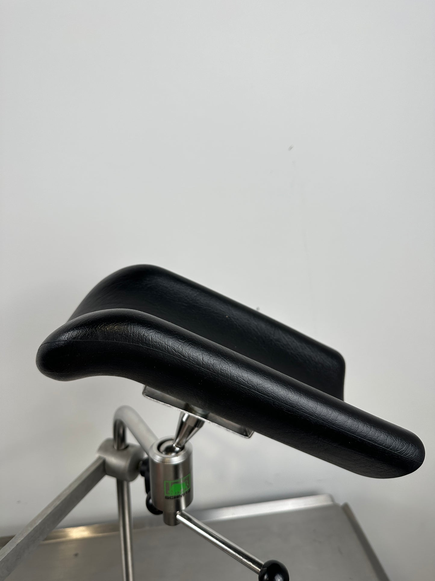Schmitz OP-Tisch Beinhalter Göpel