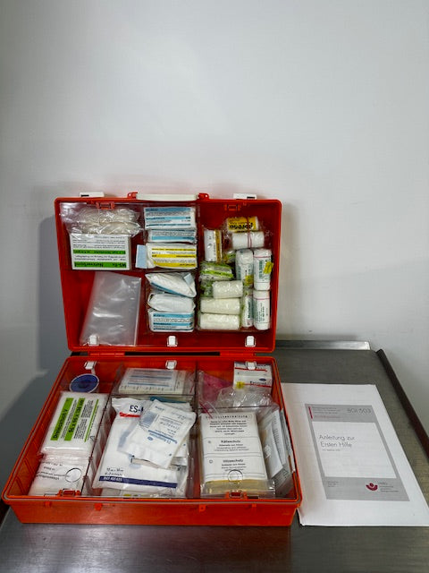 Heiland ? Erste-Hilfe-Koffer