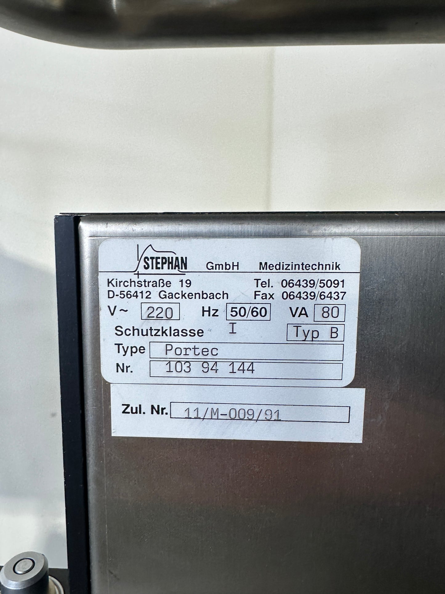Stephan Portec GME 3 Narkosegerät mit o2 Monitor und Fahrwagen