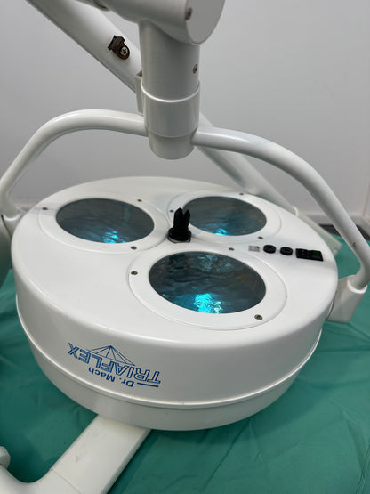 Dr. Mach Triaflex OP-Lampe Deckenmontage
