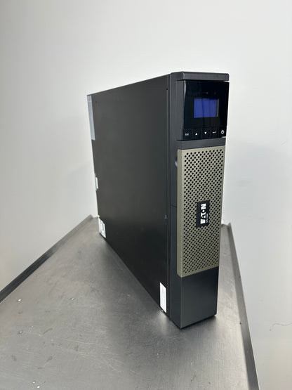 Eaton 5PX 2200i RT USV – 2200 VA / 1980 W – Rack/Tower UPS
