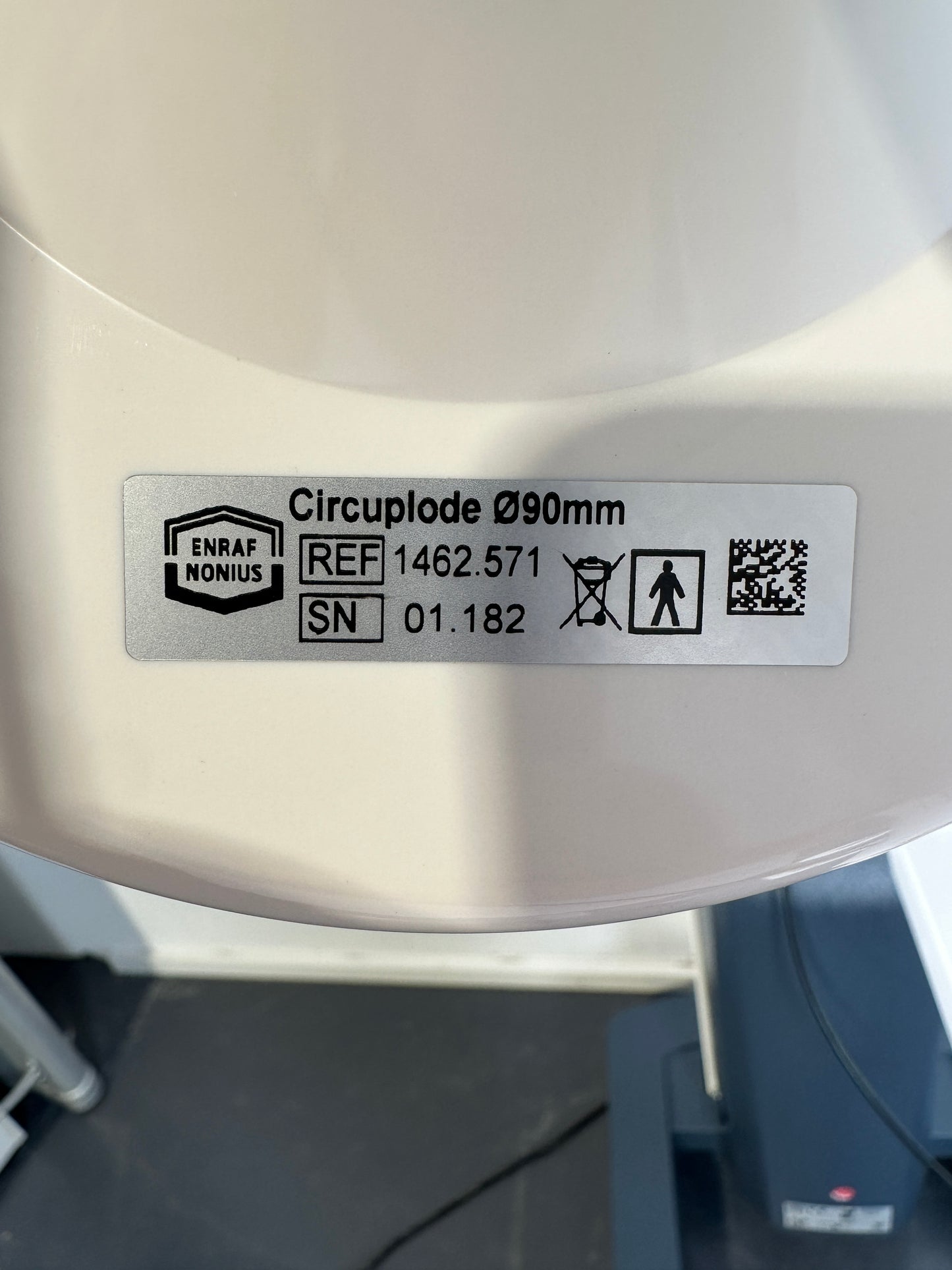 Enraf Nonius Curapuls 670 inkl. 2 Circuploden 90mm & 140mm