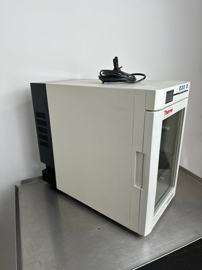 Thermo Scientific Brutschrank HeraTherm IMC18 2017