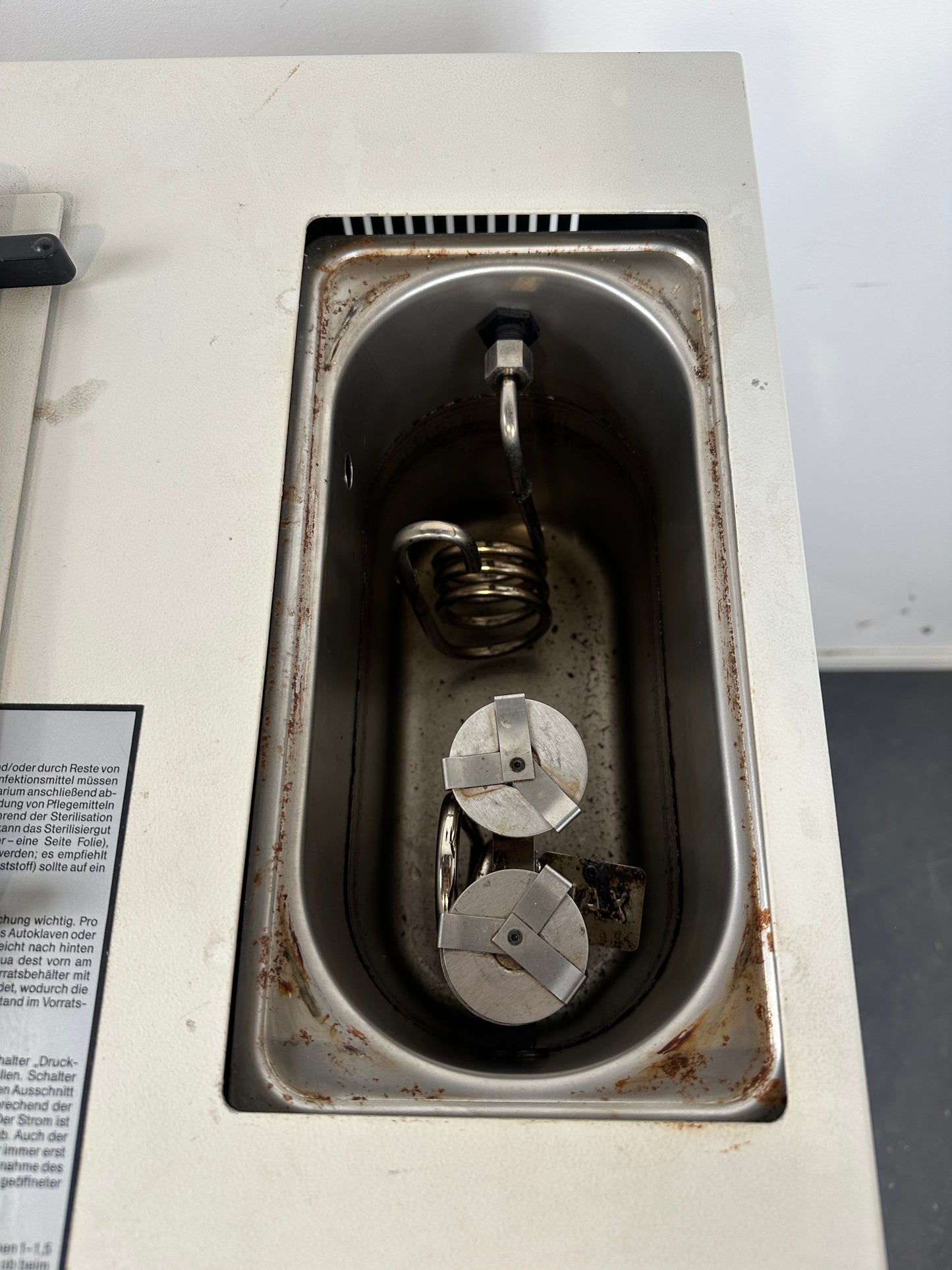 Melag Autoclave 17 Chamber Volume: 11.01dm3 / 11L