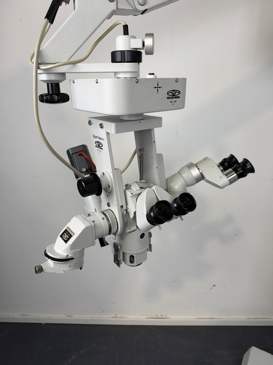 Möller-Wedel / CooperVision 653 OP-Mikroskop – motorisches X-Y – Doppelbeobachter – Fußsteuerung