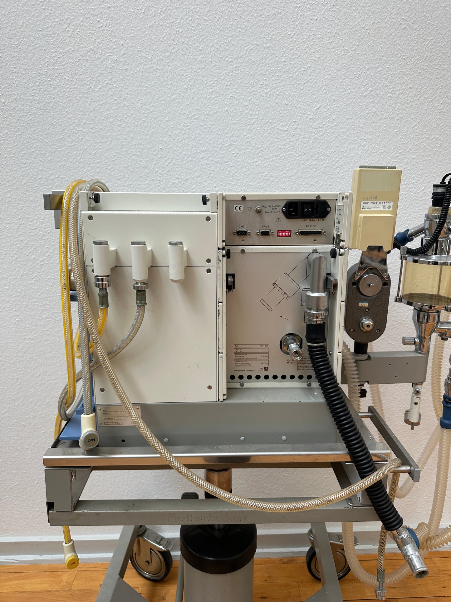 Dräger Sulla 808 VD anesthesia ventilator