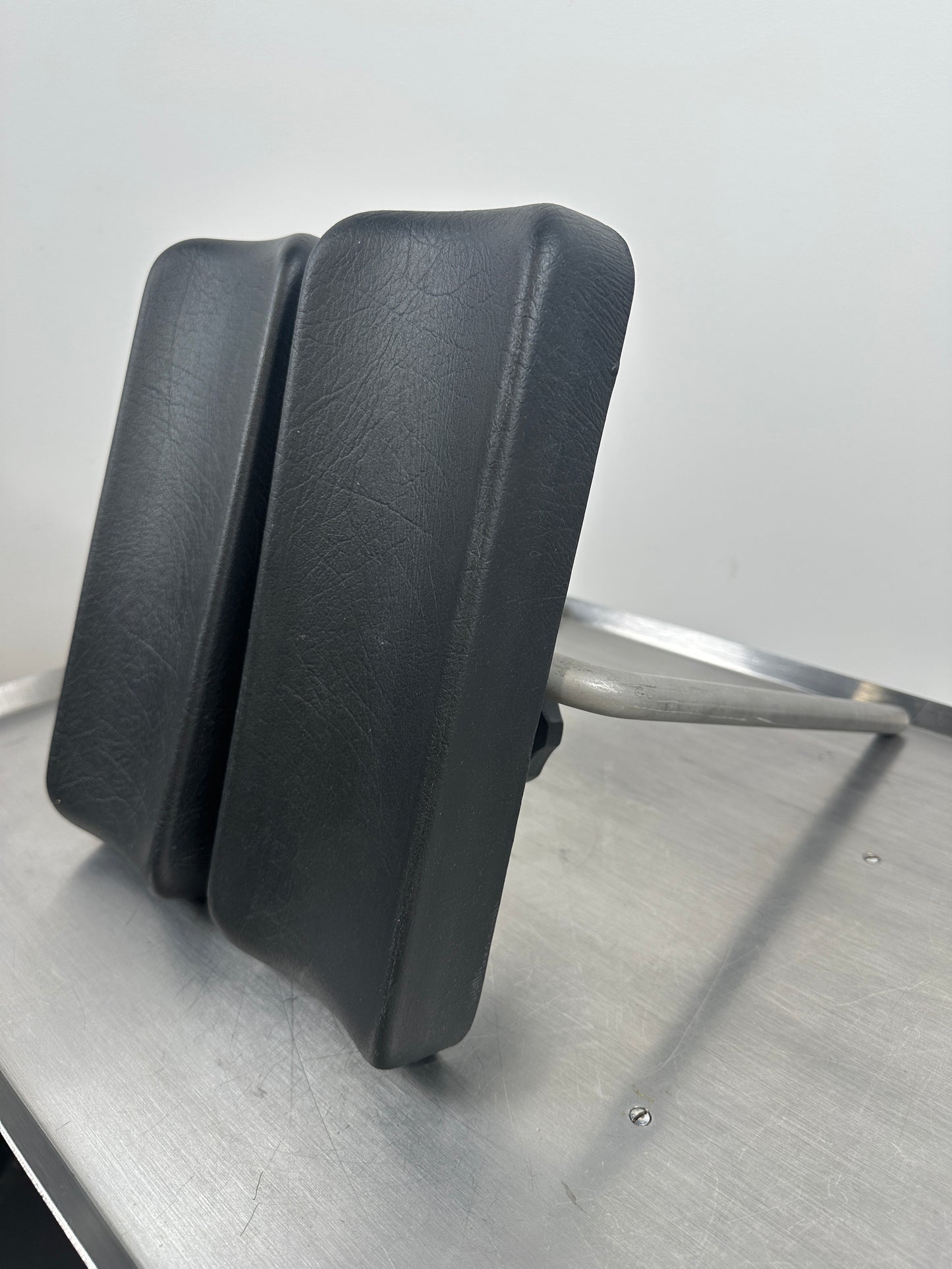 OP-Tisch Armhalter Rechts Links