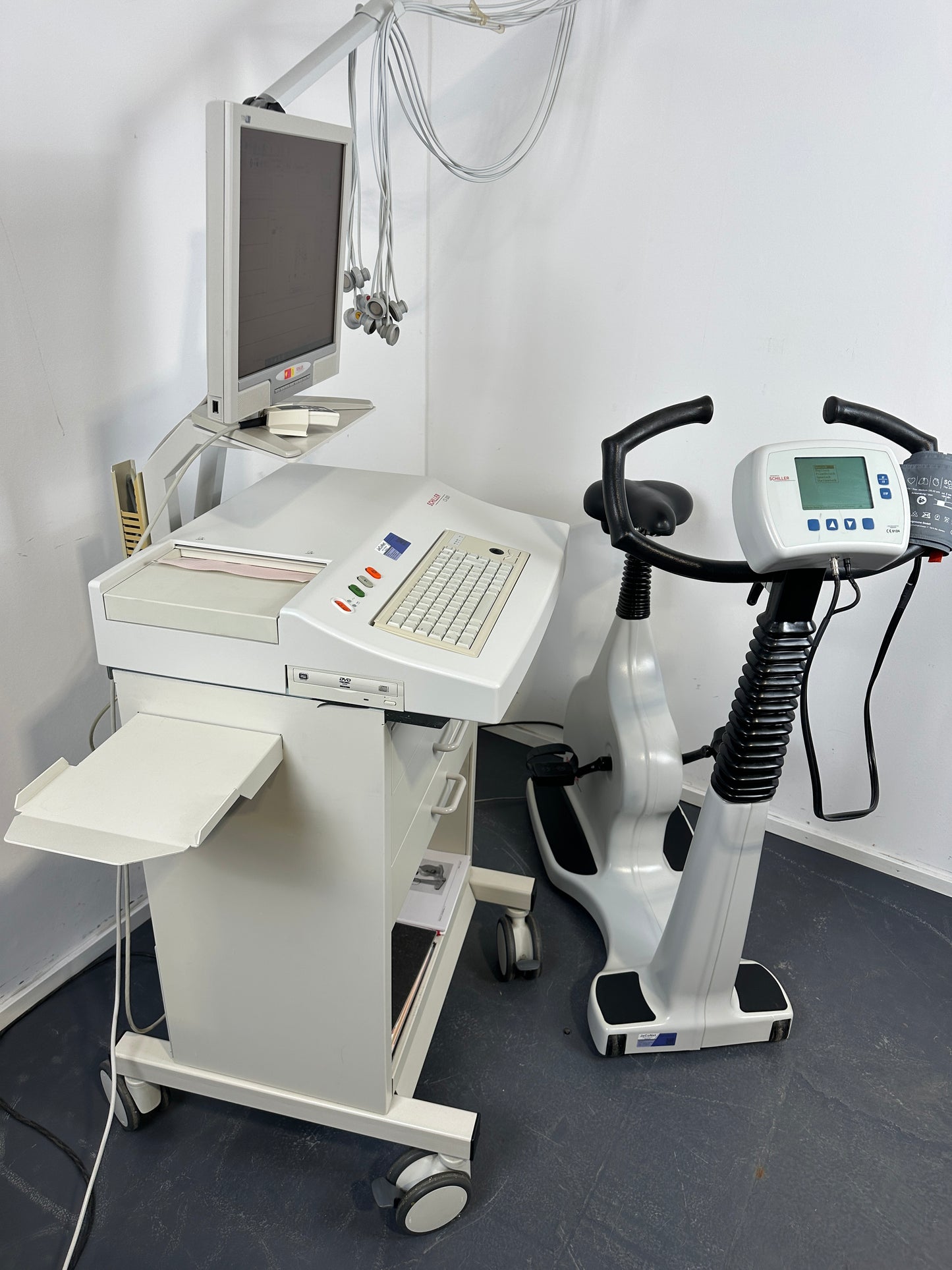 Schiller Cardiovit CS-200 Belastungs EKG, Strässle DT100, Ergometer 911 BP Windows 10