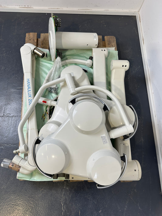 Heraeus HanauLux DUO Surgical Light – 3 & 4 Lights – Ceiling Mount