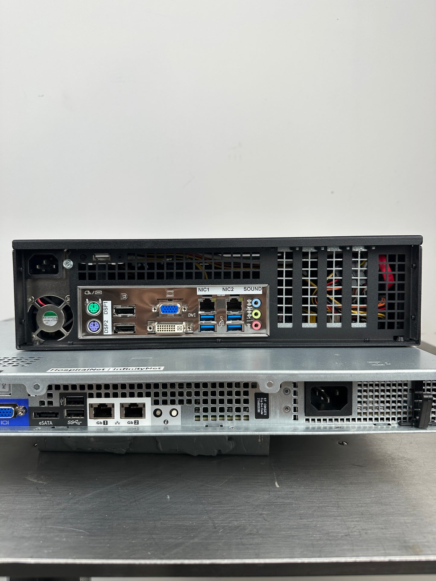 Dräger Infinity CentralStation Wide MS26800 + Infinity Gateway Server – Patientenmonitoring Zentrale