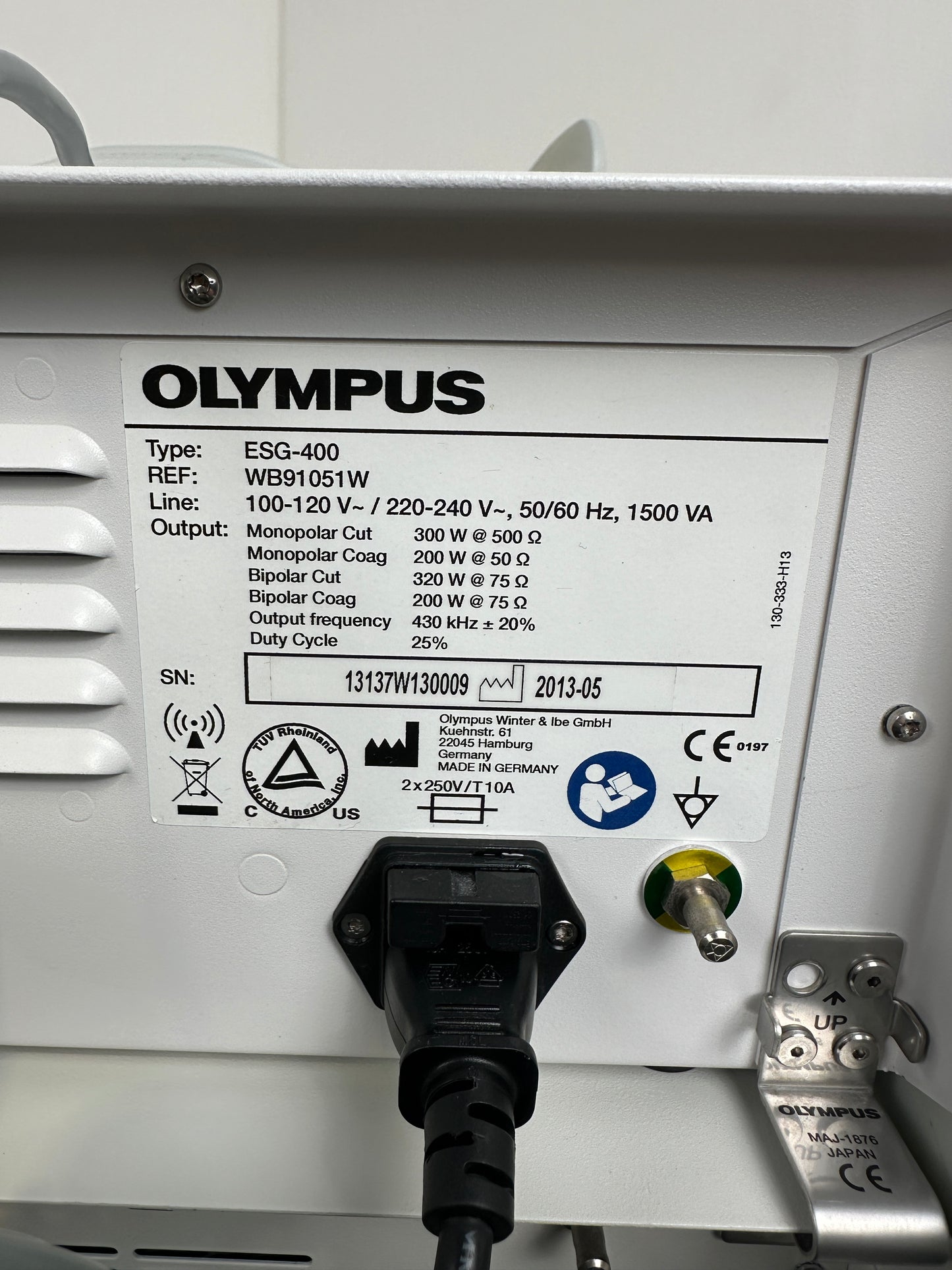 Olympus HF-Generator ESG-400 & Ultraschallgenerator USG-400 & Fahrwagen TC-E400