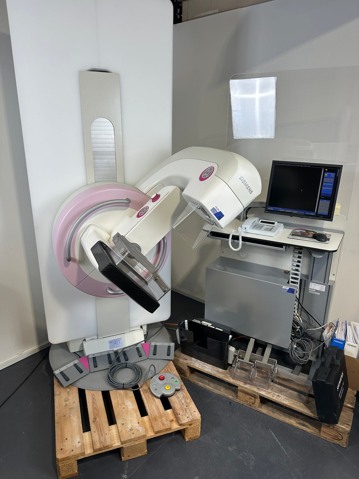 Siemens Mammomat Inspiration mammography machine incl. control console