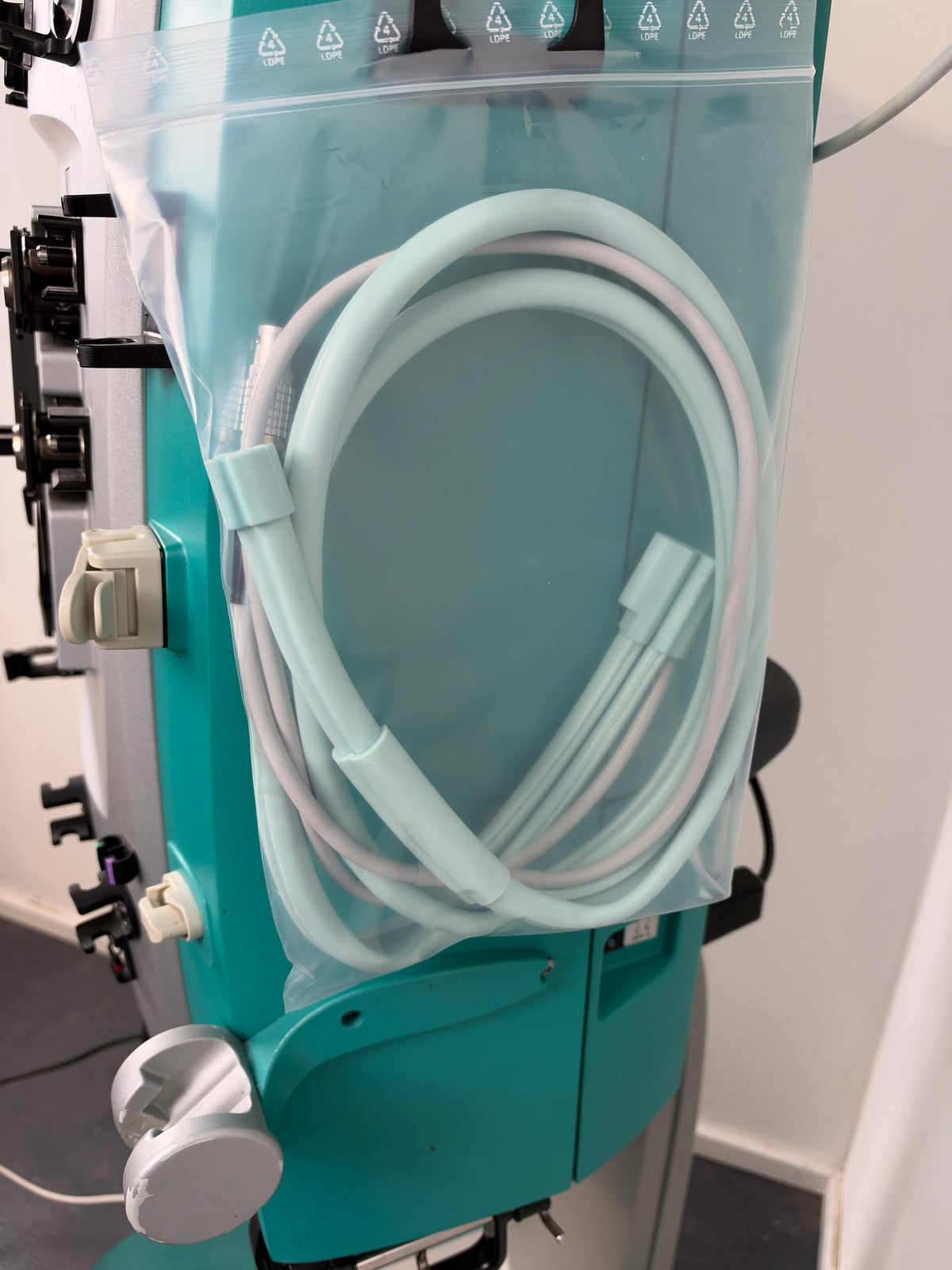 Gambro Prismaflex – Kontinuierliches Dialysegerät / CRRT-System mit Barkey autocontrol 3XPT