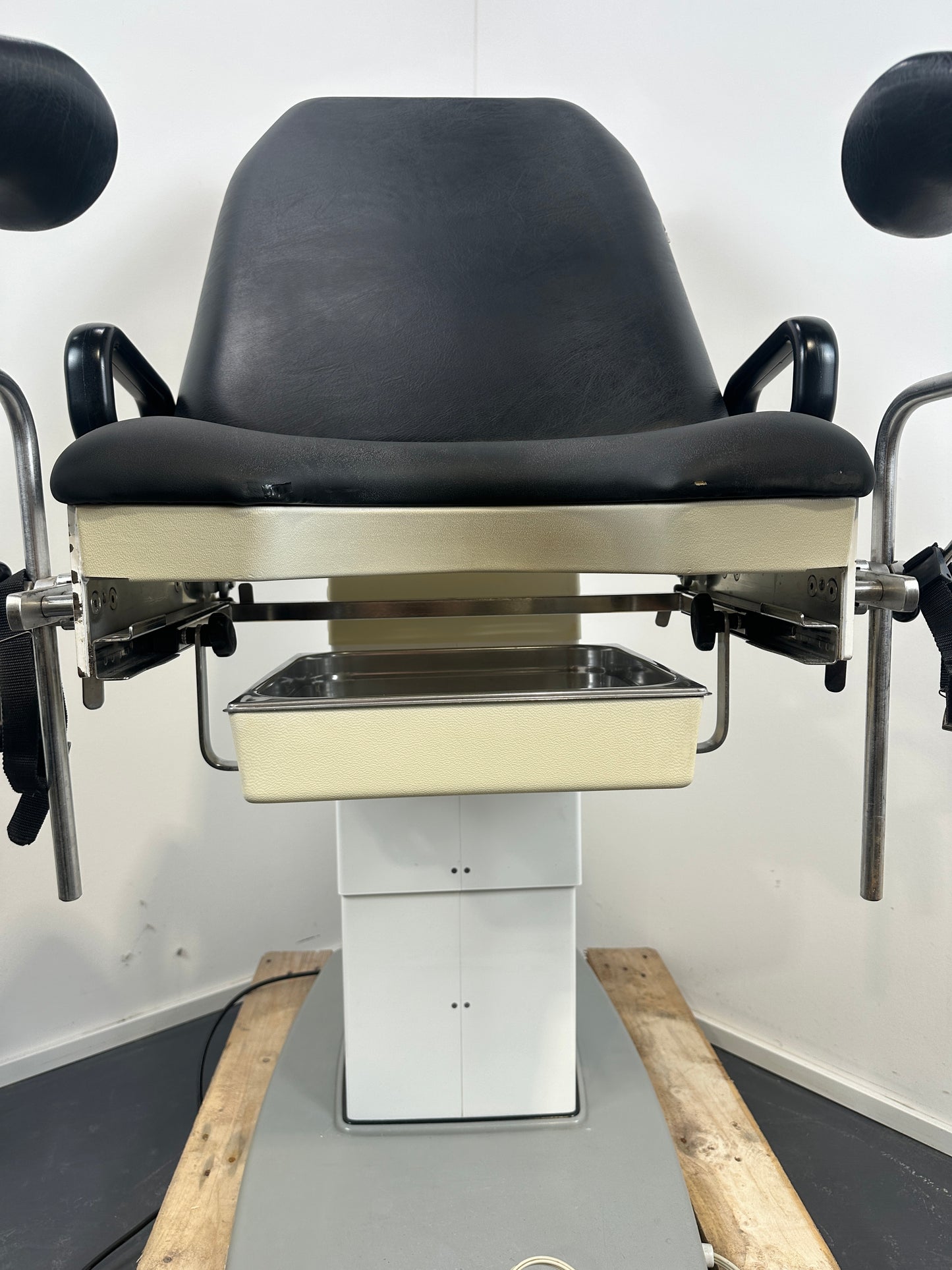 Gynäkologischer Untersuchungsstuhl Schmitz Medi-Matic Serie 115