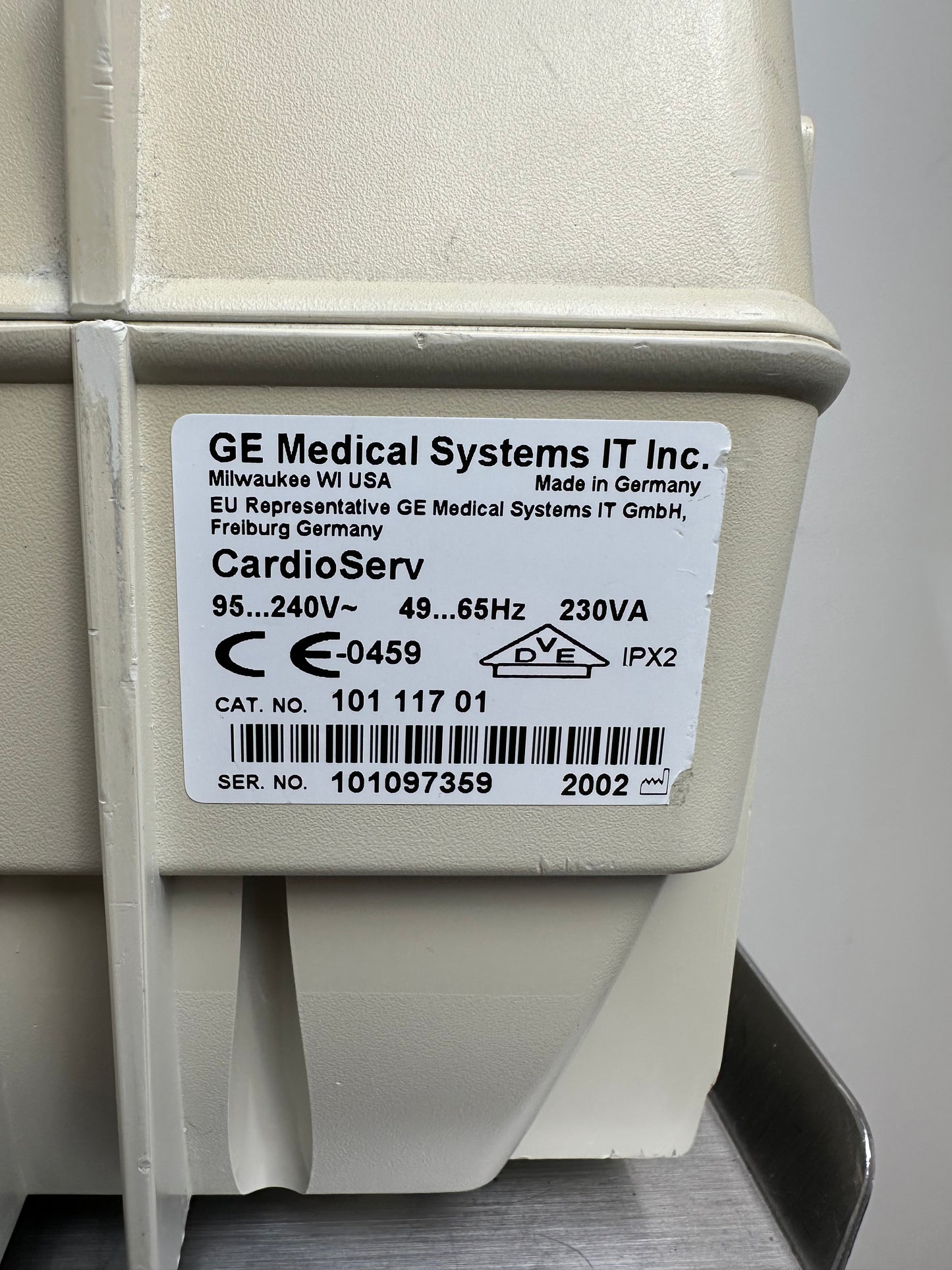 GE Defibrillator CardioServ 2002