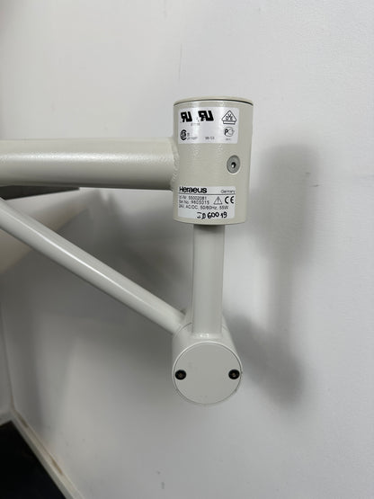 Heraeus Hanaulux Blue 30 OP-Lampe Deckenmontage