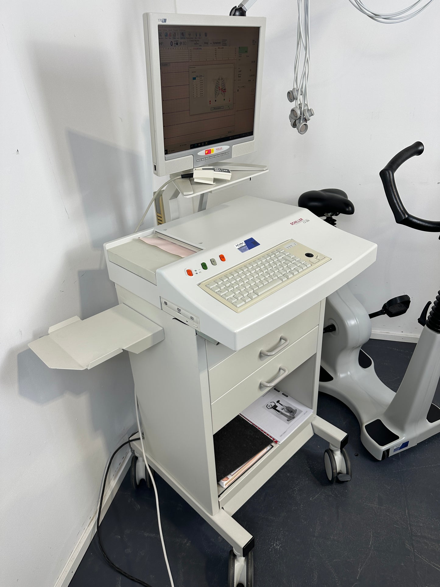 Schiller Cardiovit CS-200 Belastungs EKG, Strässle DT100, Ergometer 911 BP Windows 10