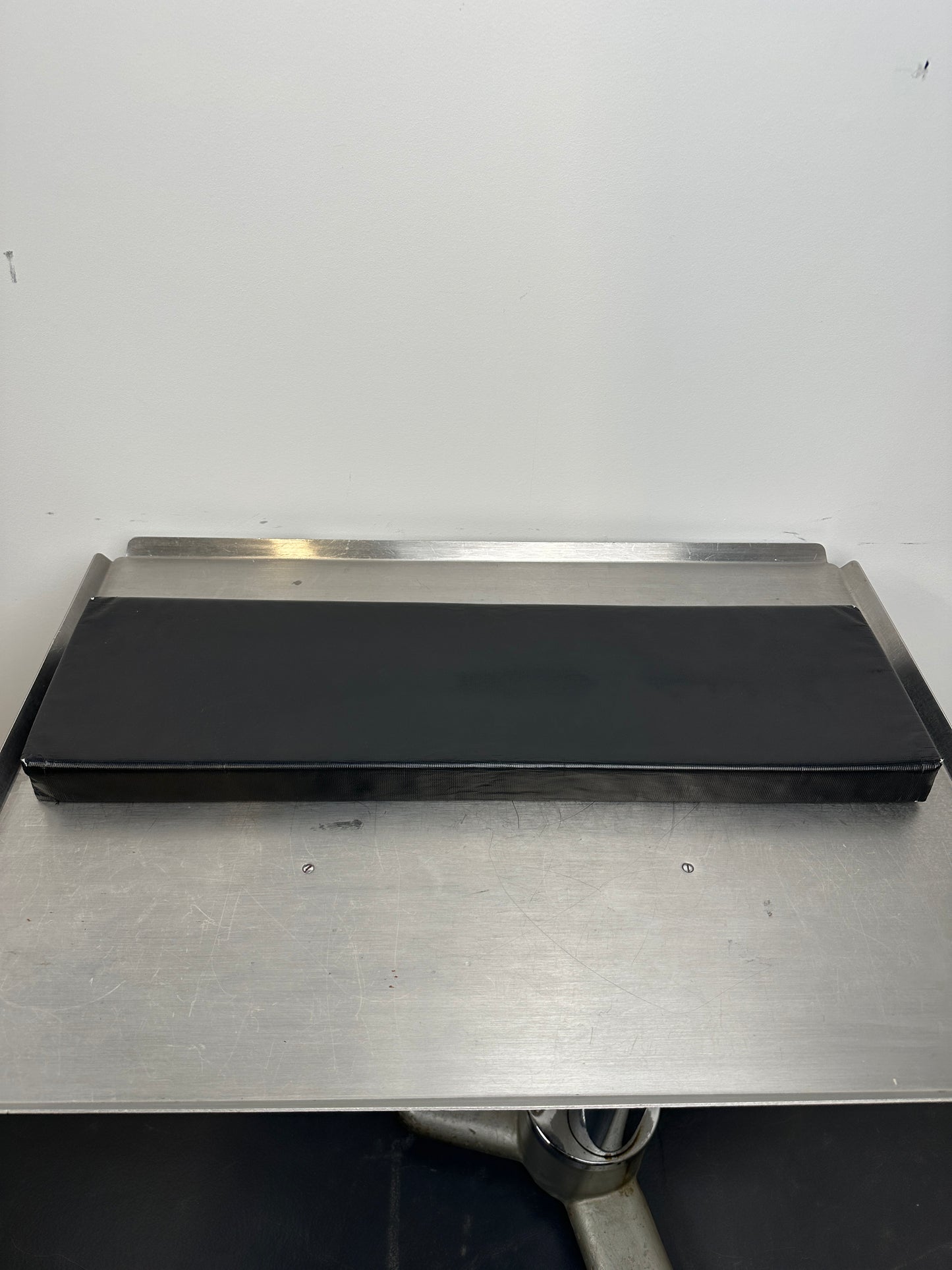 OP Lagerungskissen Schwarz 65x18x4cm