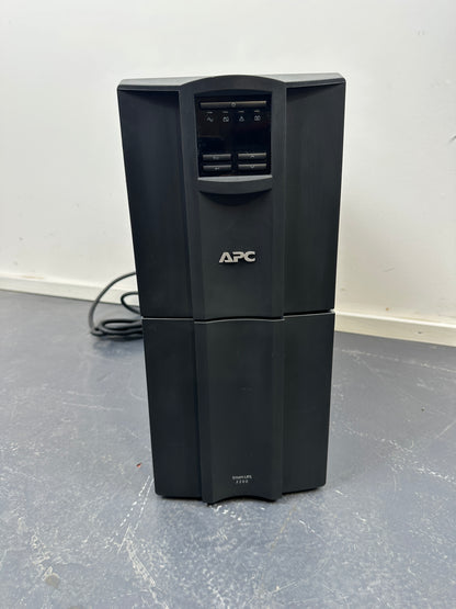 APC Smart-UPS SMT2200 USV US-/120-V-Version Stecker: NEMA L5-30P (30 A / 125 V Twist-Lock)