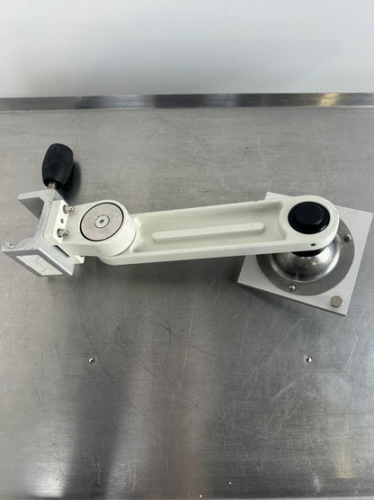 Medizinischer Monitor-Tragarm / Schwenkarm mit Normschienenklemme & Geräteaufnahme Dräger – 225 mm