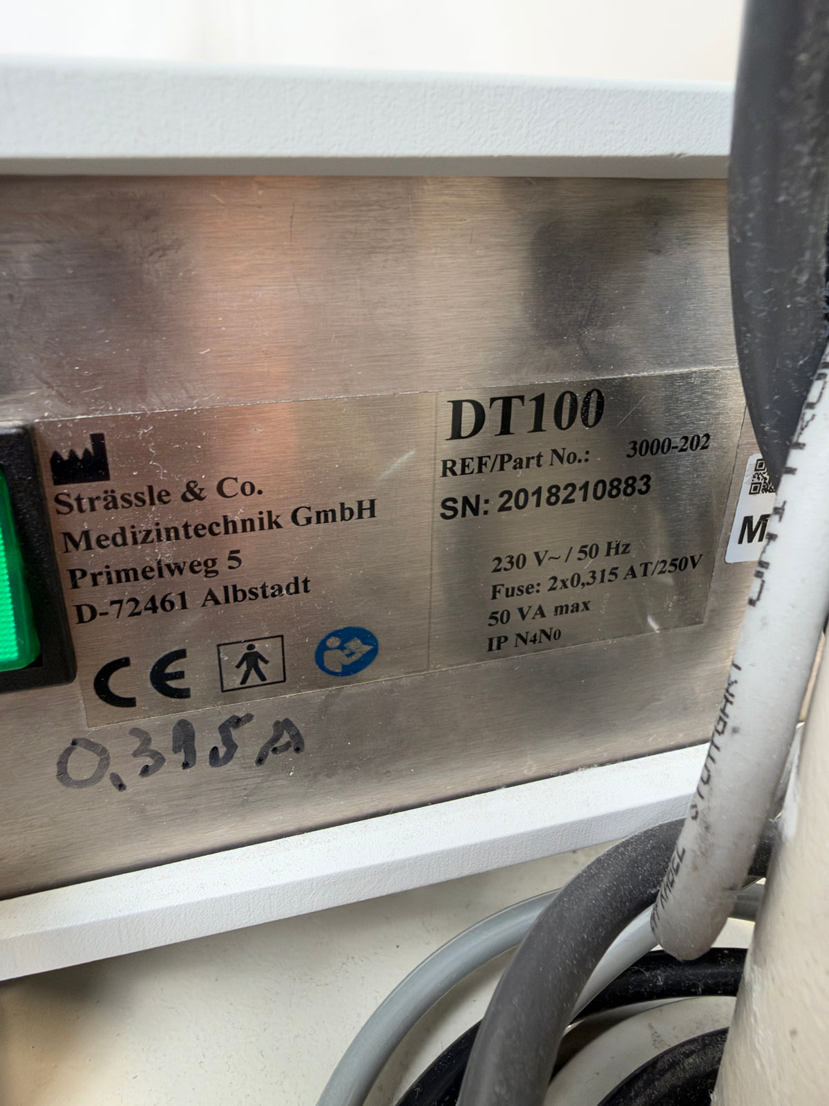 Nihon Khoden ECG-2350 EKG Schreiber & Strässle DT100 Sauganlage