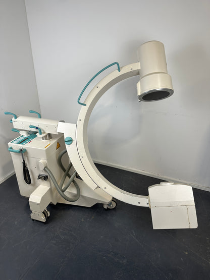 Ziehm Imaging Ziehm 8000 mobiler C-Bogen – Röntgenanlage mit Doppelmonitor – Bj. 2005