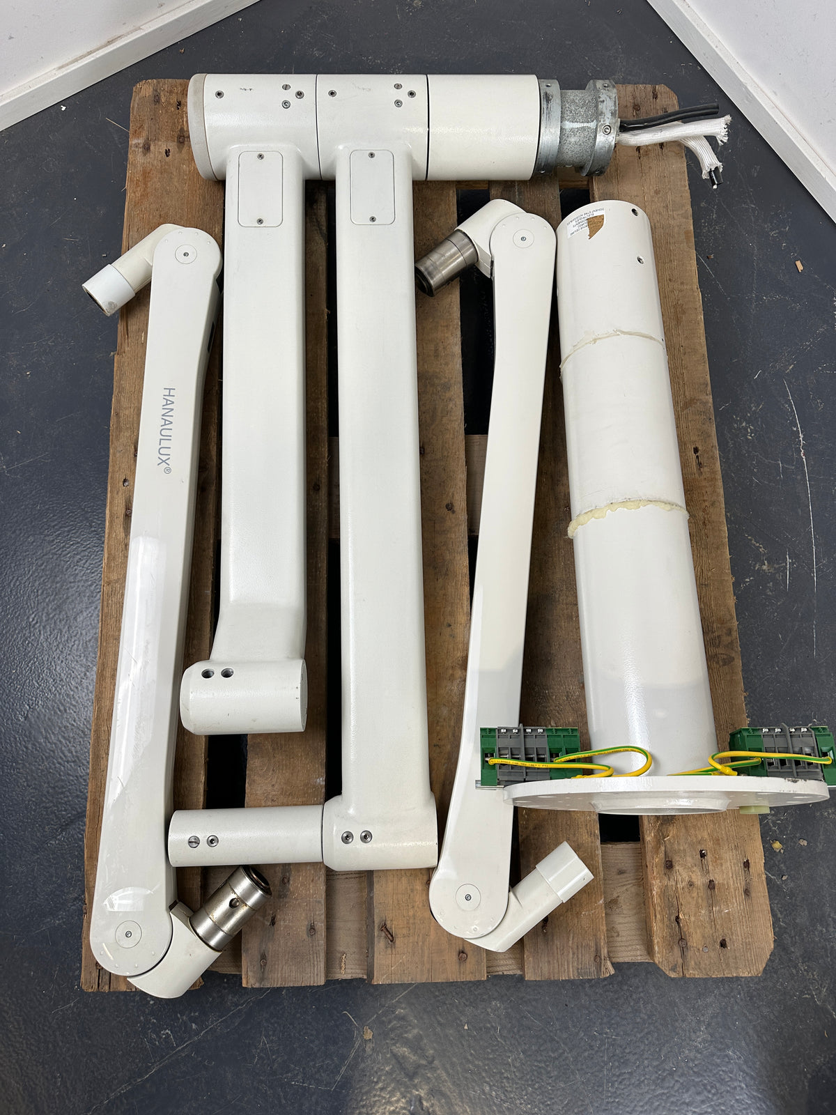 Heraeus Hanaulux 2003 DUO OP-Leuchte – 2 × 3 Strahler – Deckenmontage