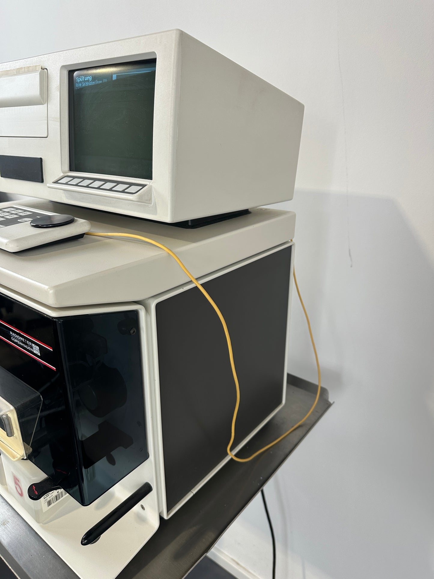 Radiometer Copenhagen ABL 510 Analyzer (Blood Gas)