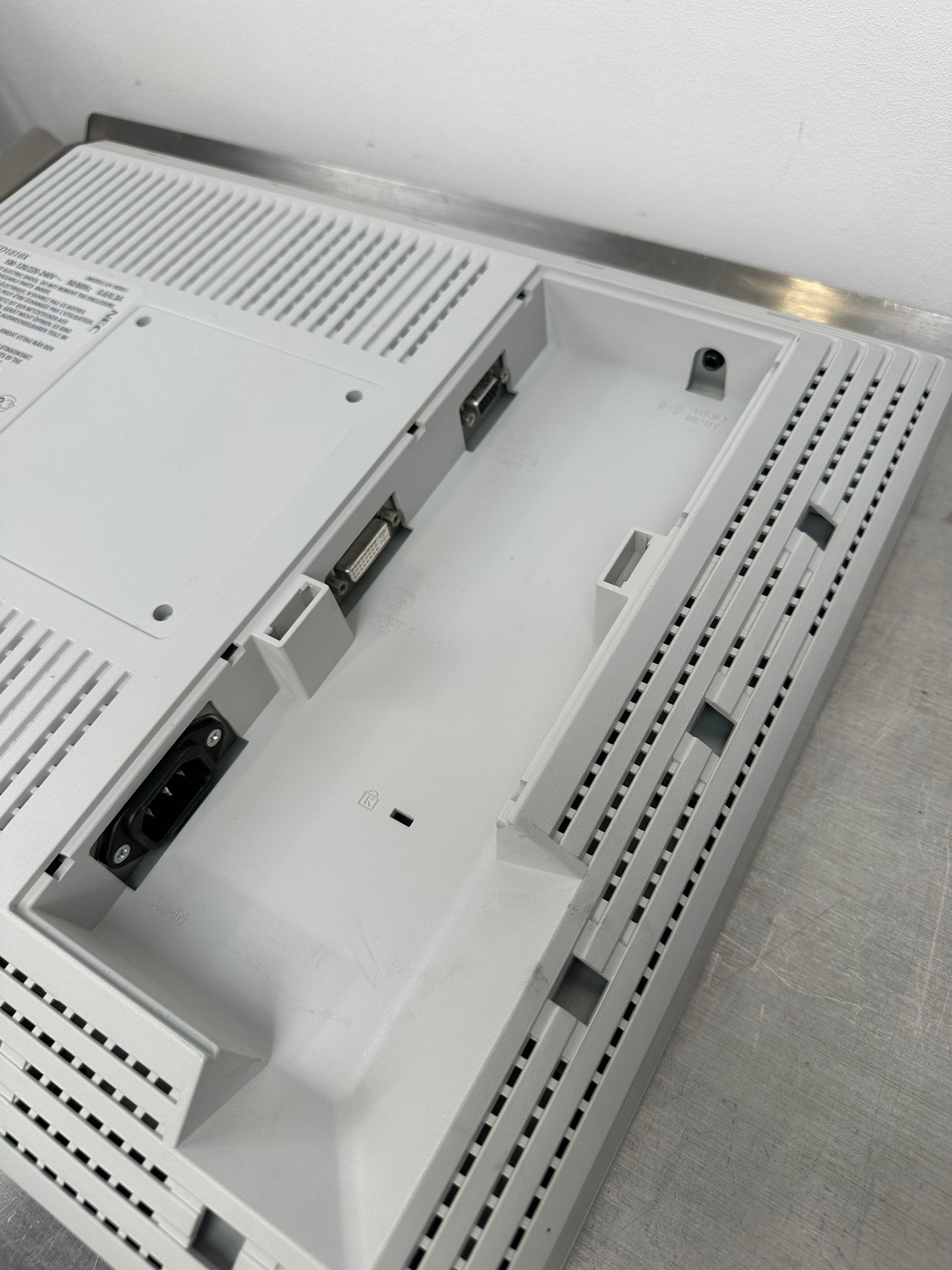 NEC MultiSync LCD1810X Medizinischer Monitor