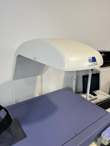 Hologic QDR Discovery Wi Röntgen Densitometer Knochendichtemessplatz
