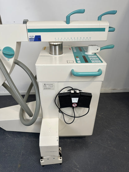 Ziehm Imaging Ziehm 8000 mobiler C-Bogen – Röntgenanlage mit Doppelmonitor – Bj. 2005