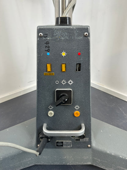 Zeoss OPMI-1 surgical microscope