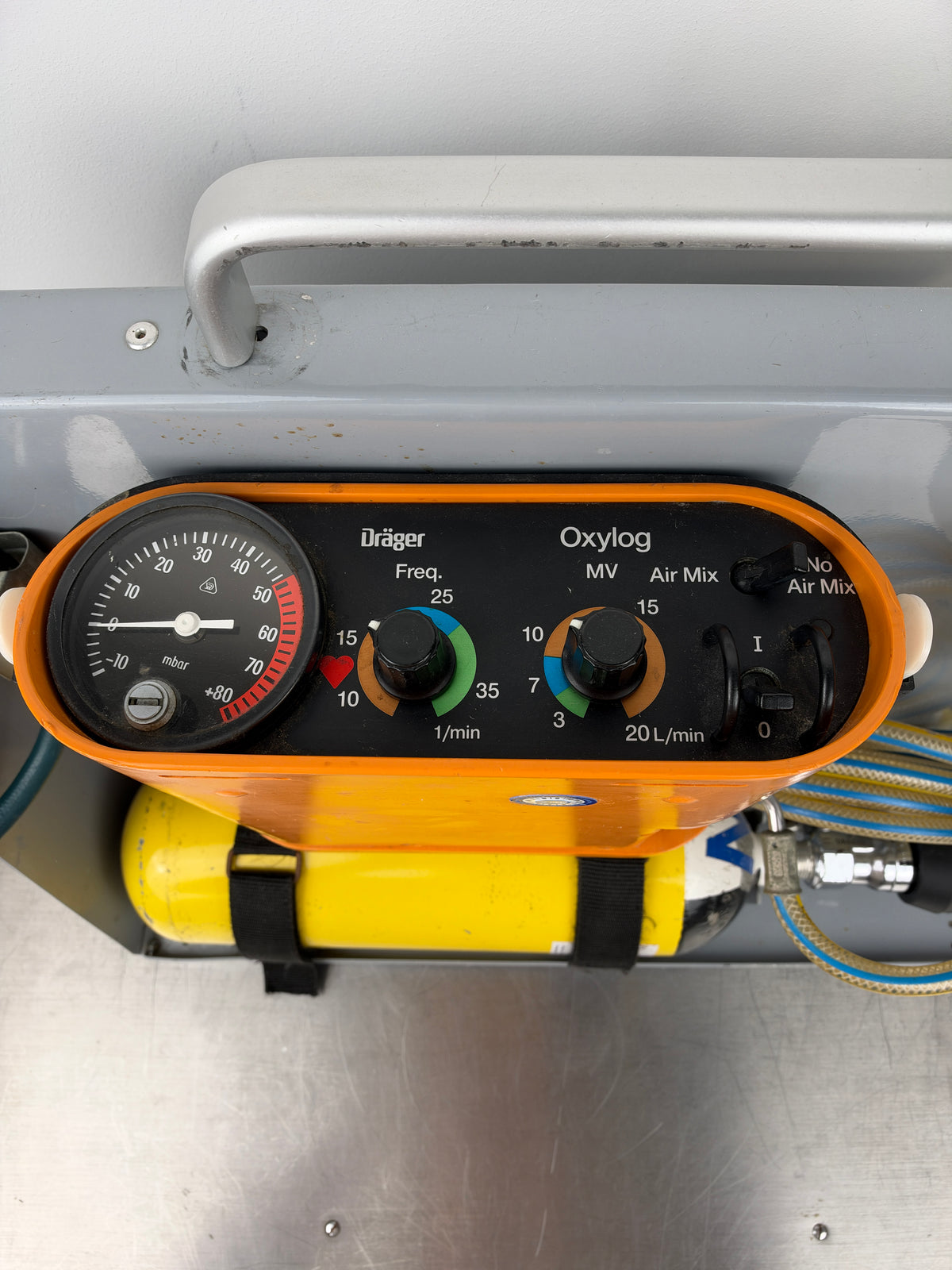 Dräger Oxylog Notfallbeatmungsgerät / Transportbeatmungsgerät