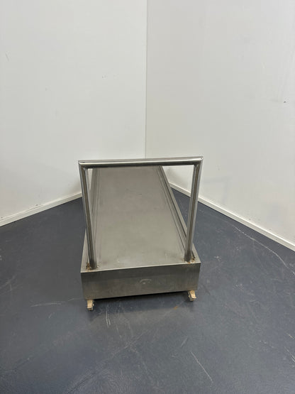 Disinfector deployment transporter Disinfector deployment transporter
