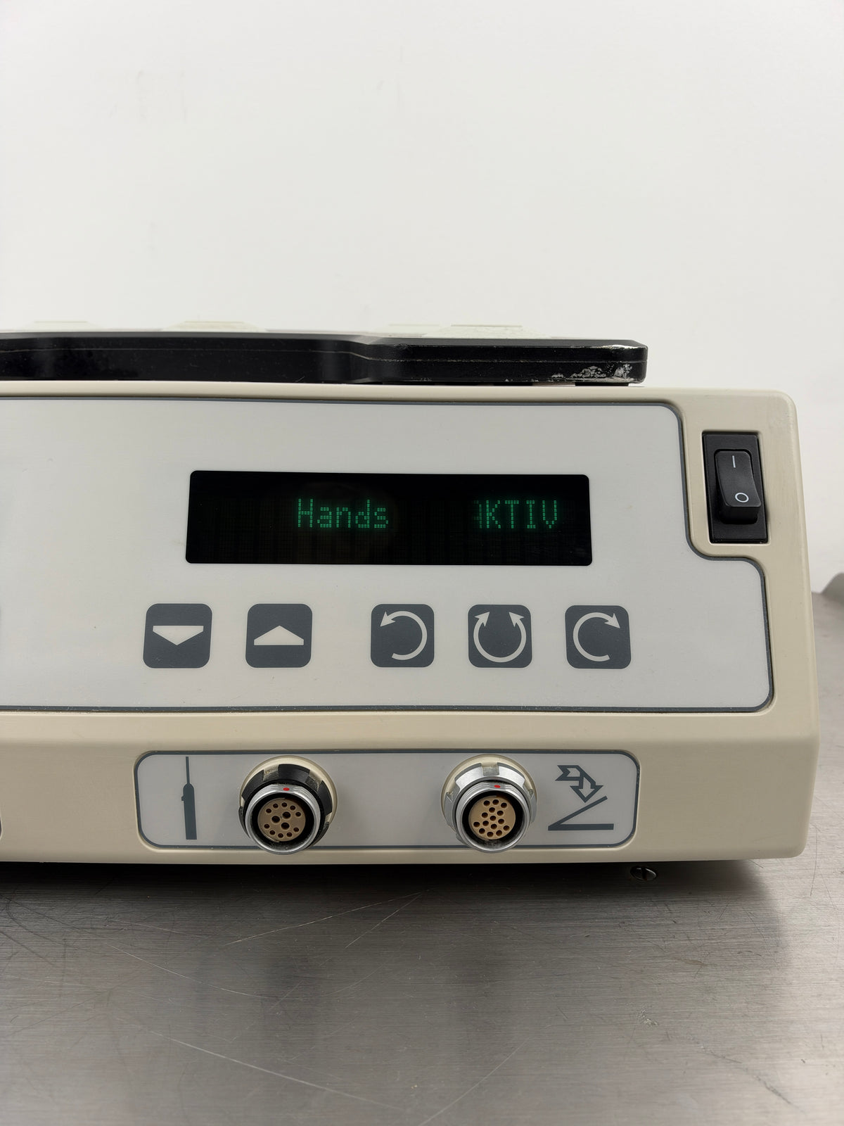 Arthrex APS II AR-8300 Shaver System mit AR-8310W Fußschalter