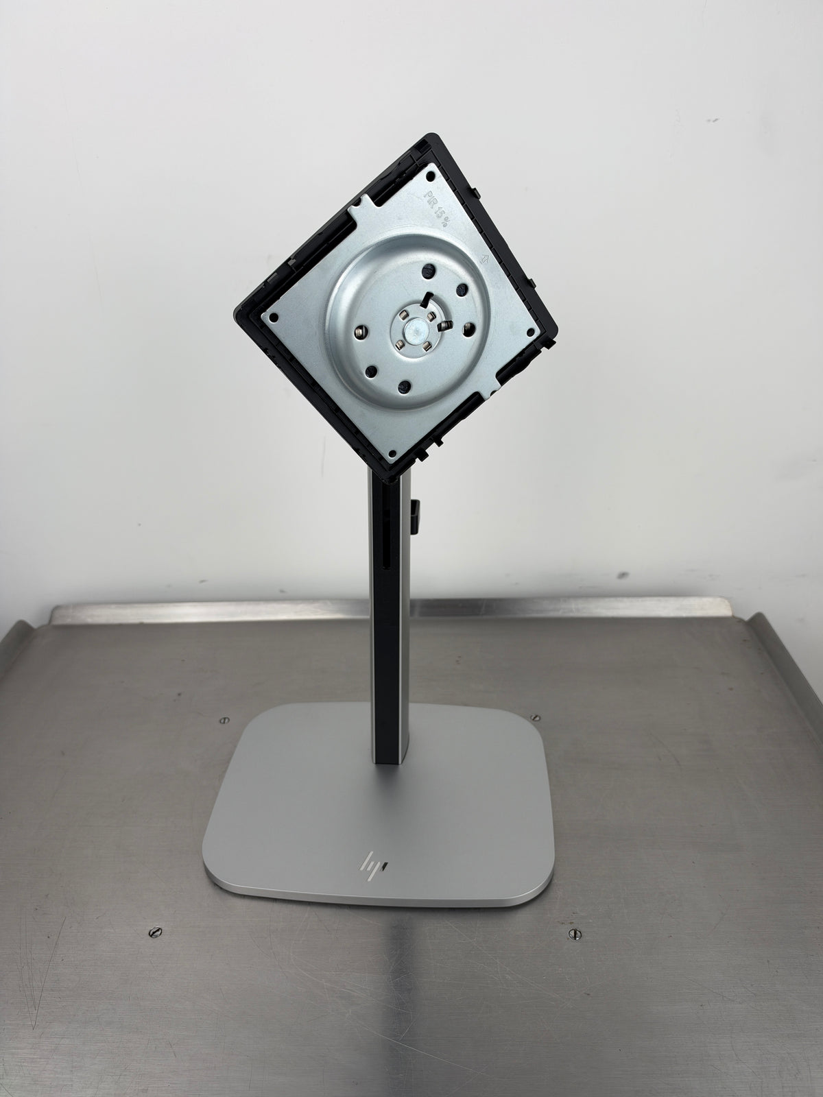 HP Series 5 Pro 524pf Monitor Standfuß / Stand – N84966-002 / N86696-002 – 23,8