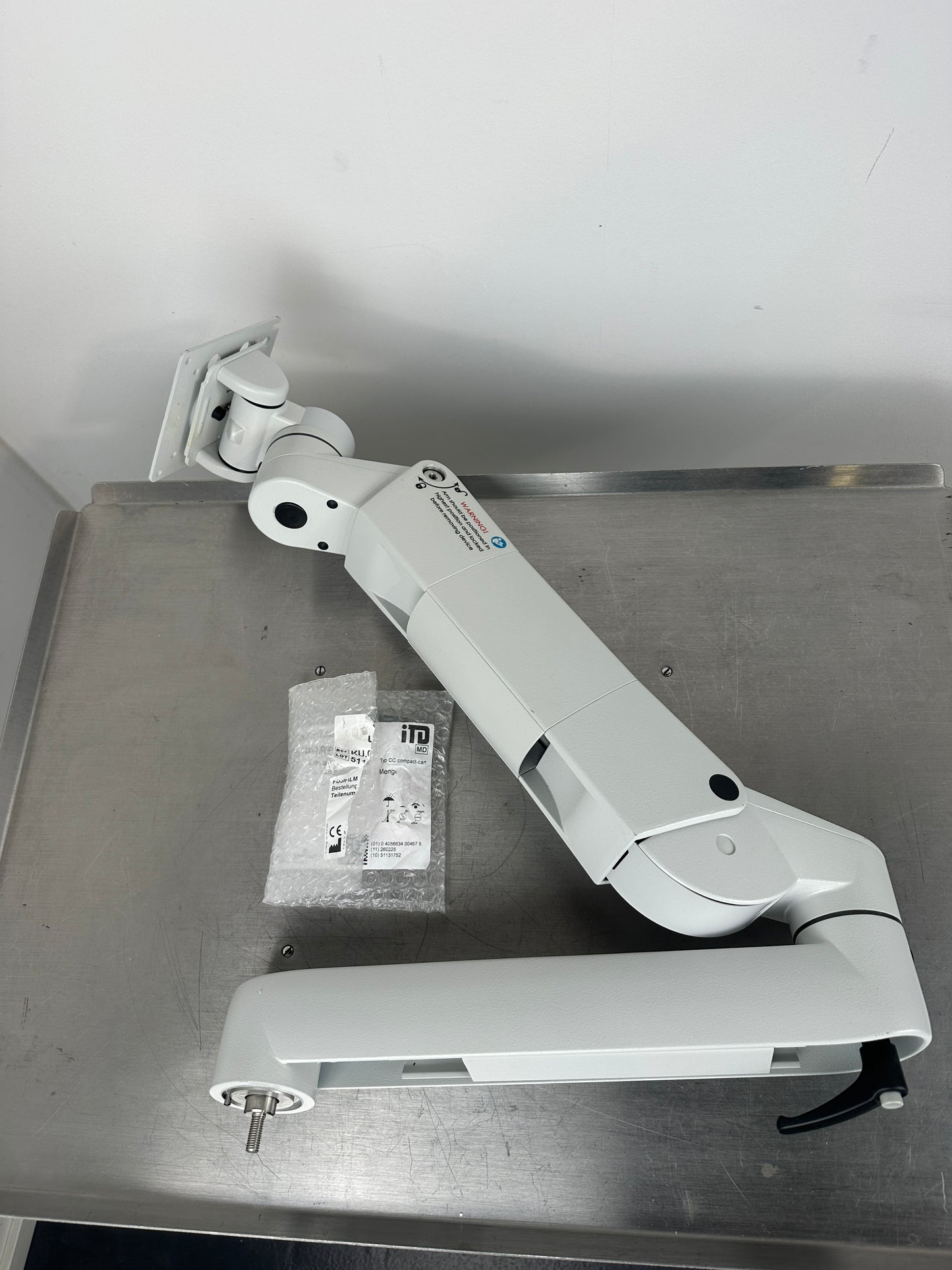 iTD flexion-port HA.2224.903 – Höhenverstellbarer medizinischer Tragarm, 8–14 kg, 300 + 350 mm