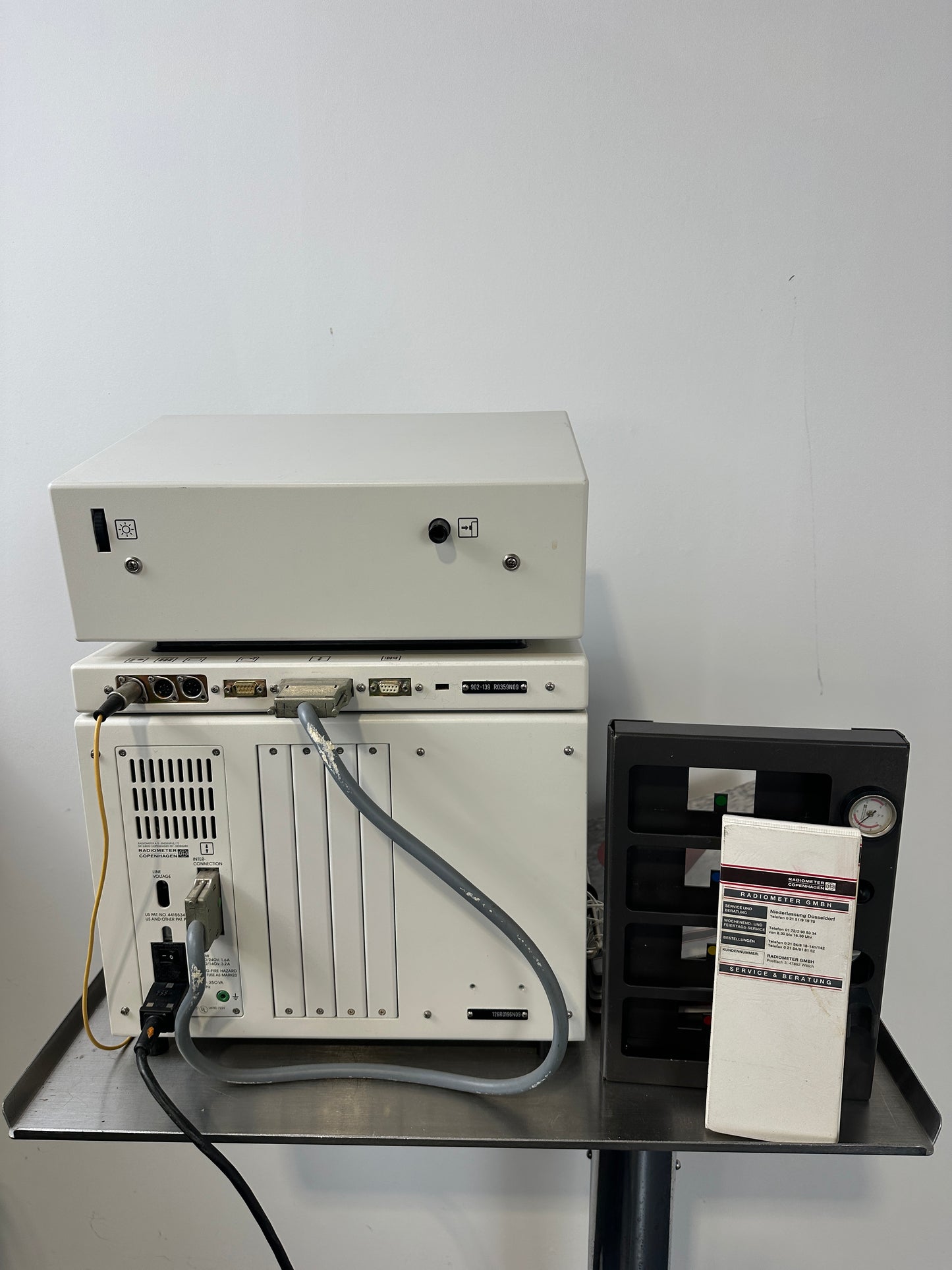 Radiometer Copenhagen ABL 510 Analyzer (Blood Gas)
