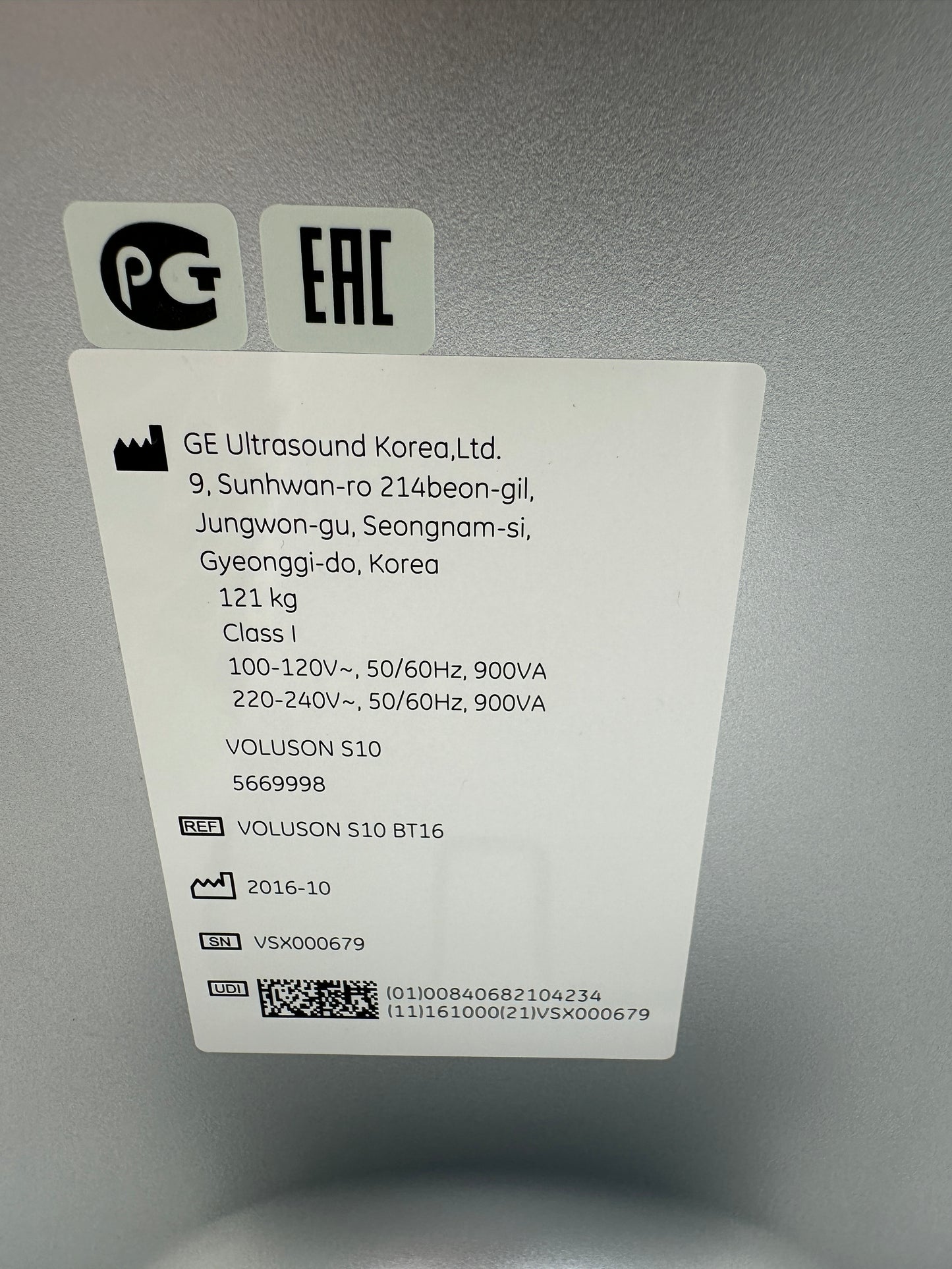 GE Voluson S10 BT16 Ultraschallgerät – Bj. 2016 – 4 Sonden ML6-15 / C1-5 / RAB6 / IC9 – 3D/4D
