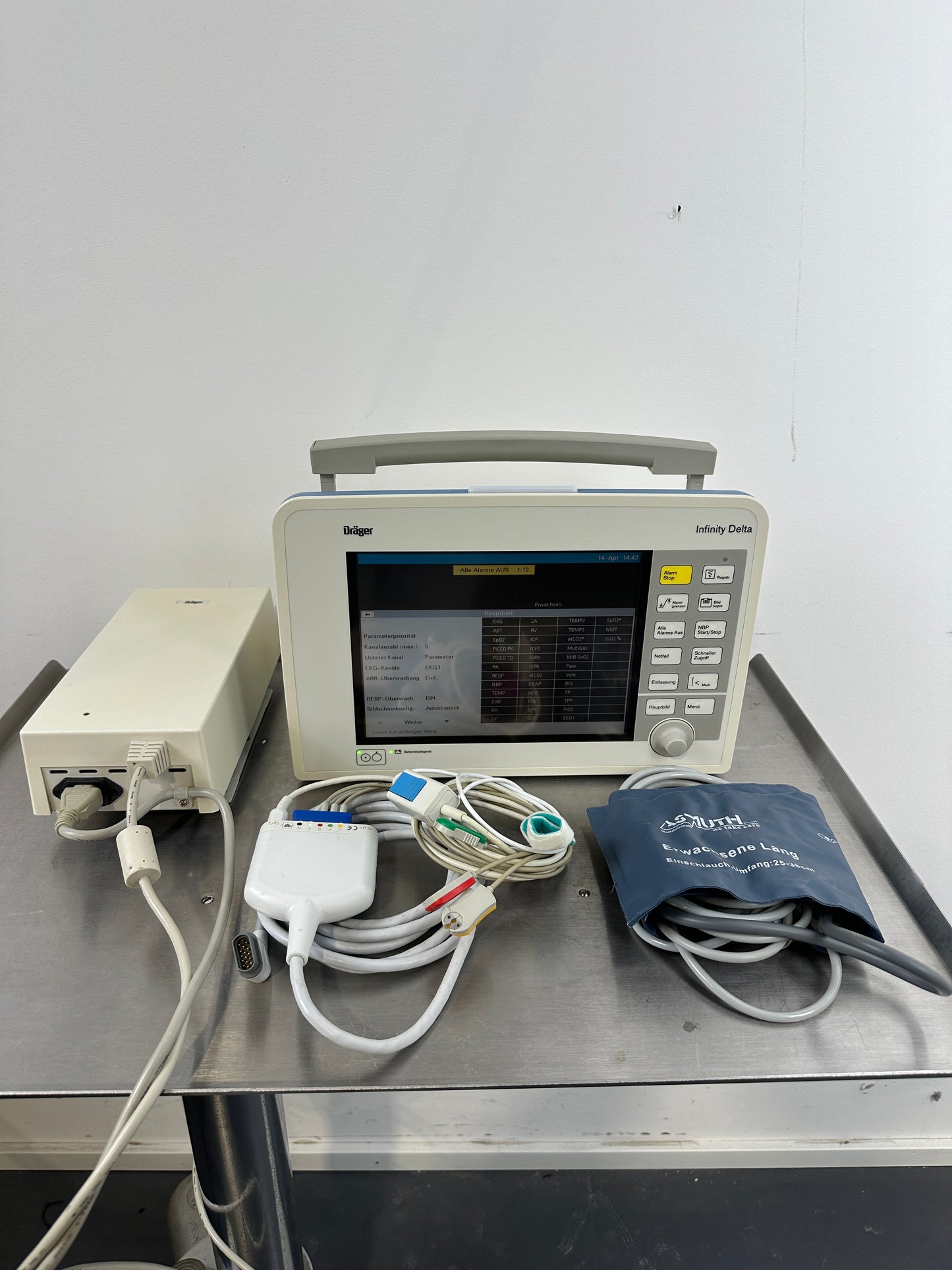 Dräger Infinity Delta mit Co2, Patientenmonitor inkl. Zubehör