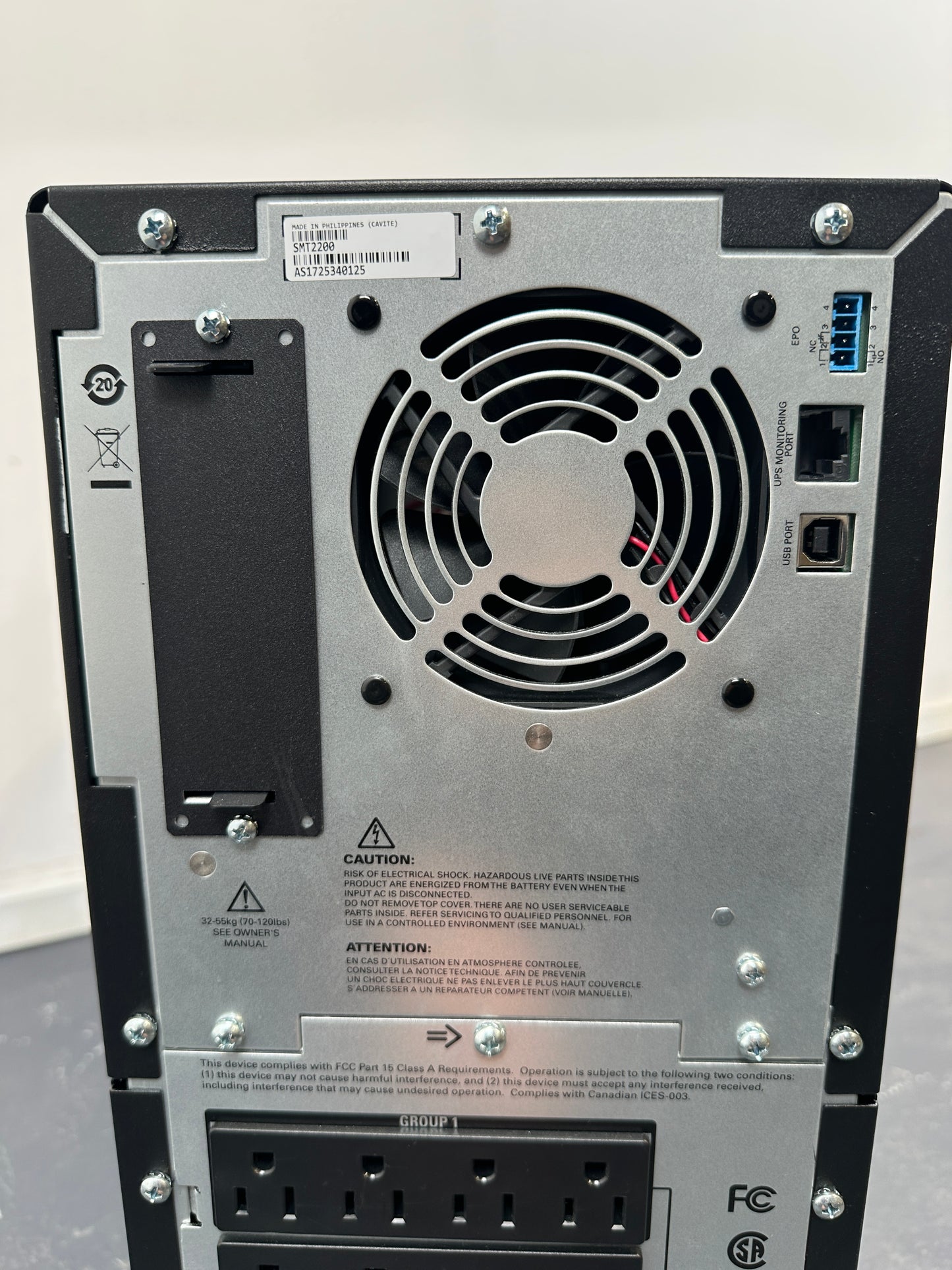 APC Smart-UPS SMT2200 USV US-/120-V-Version Stecker: NEMA L5-30P (30 A / 125 V Twist-Lock)