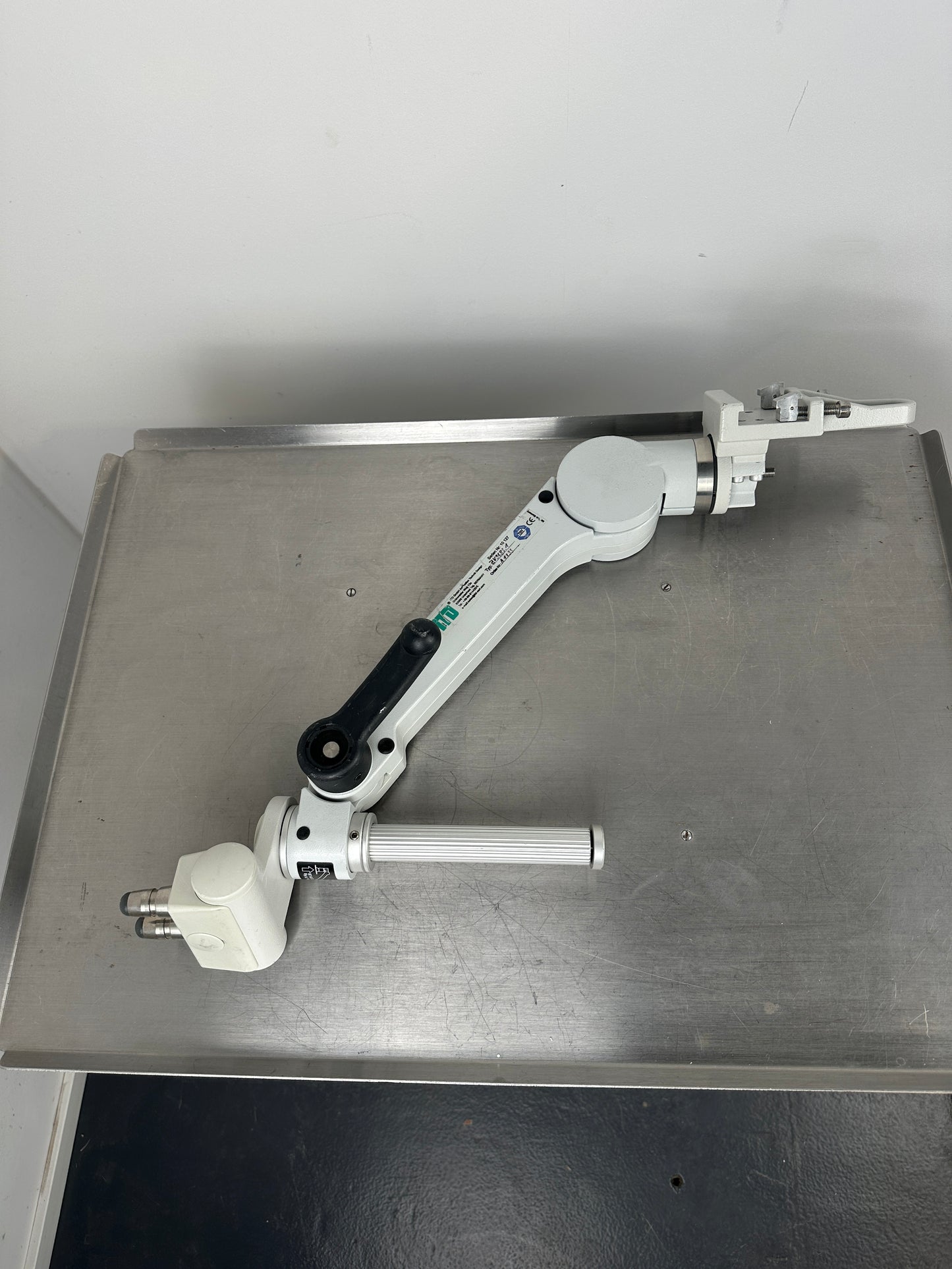 iTD Tragarm / Monitorarm mit Aufnahme für Phillips IntelliVue MP / MX Patientenmonitor - max. 15kg