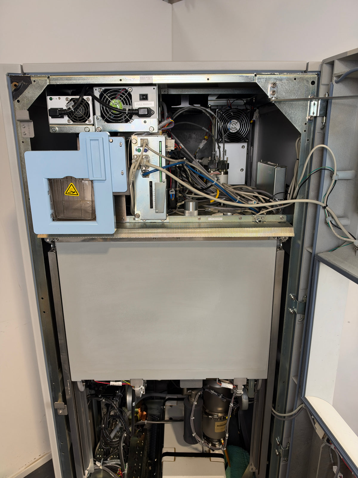 Johnson & Johnson (ASP) Sterrad 100NX Sterilizer (Plasma)