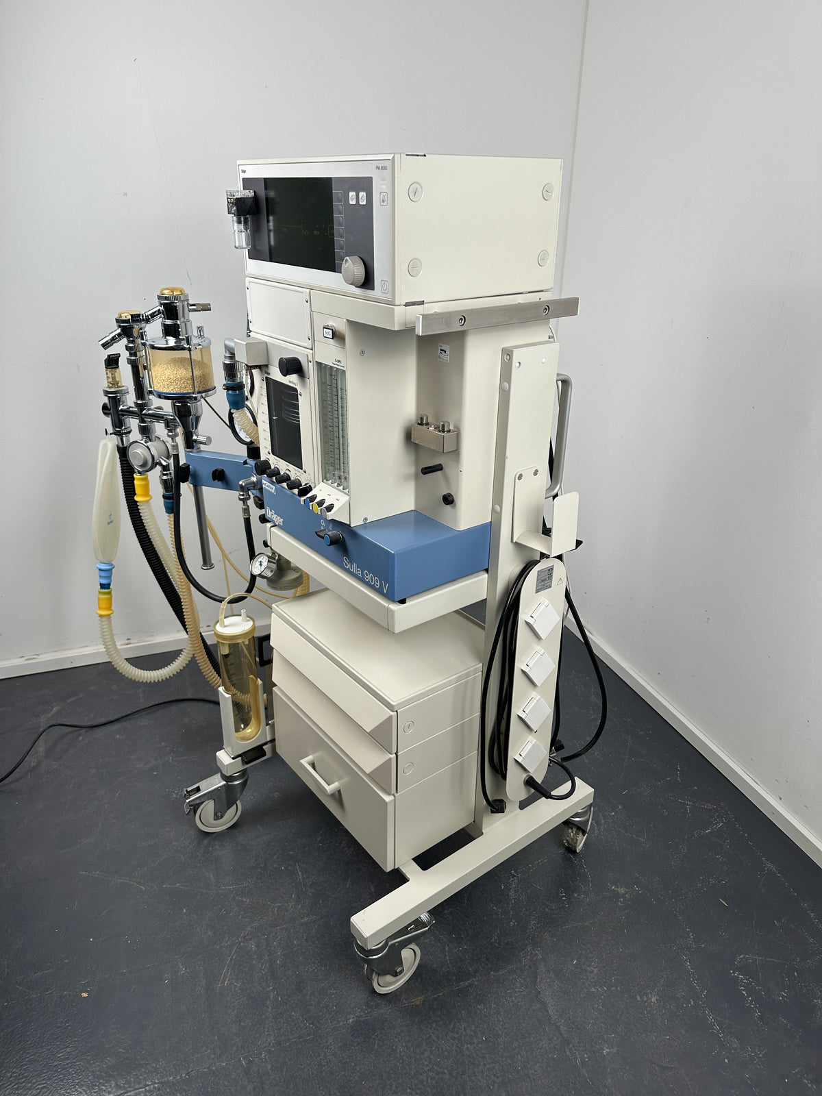 Dräger Sulla 909V Blue Anesthesia Ventilator & PM8050 Ventilog 2