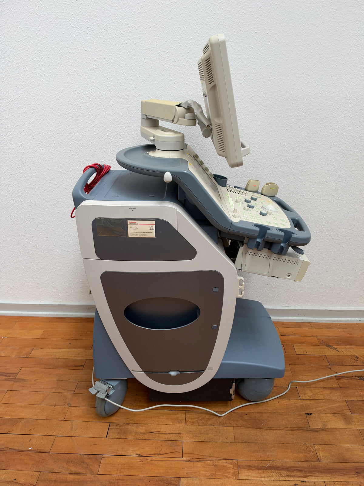 Toshiba SSA-660 A Xario Ultraschallfarbdoppler