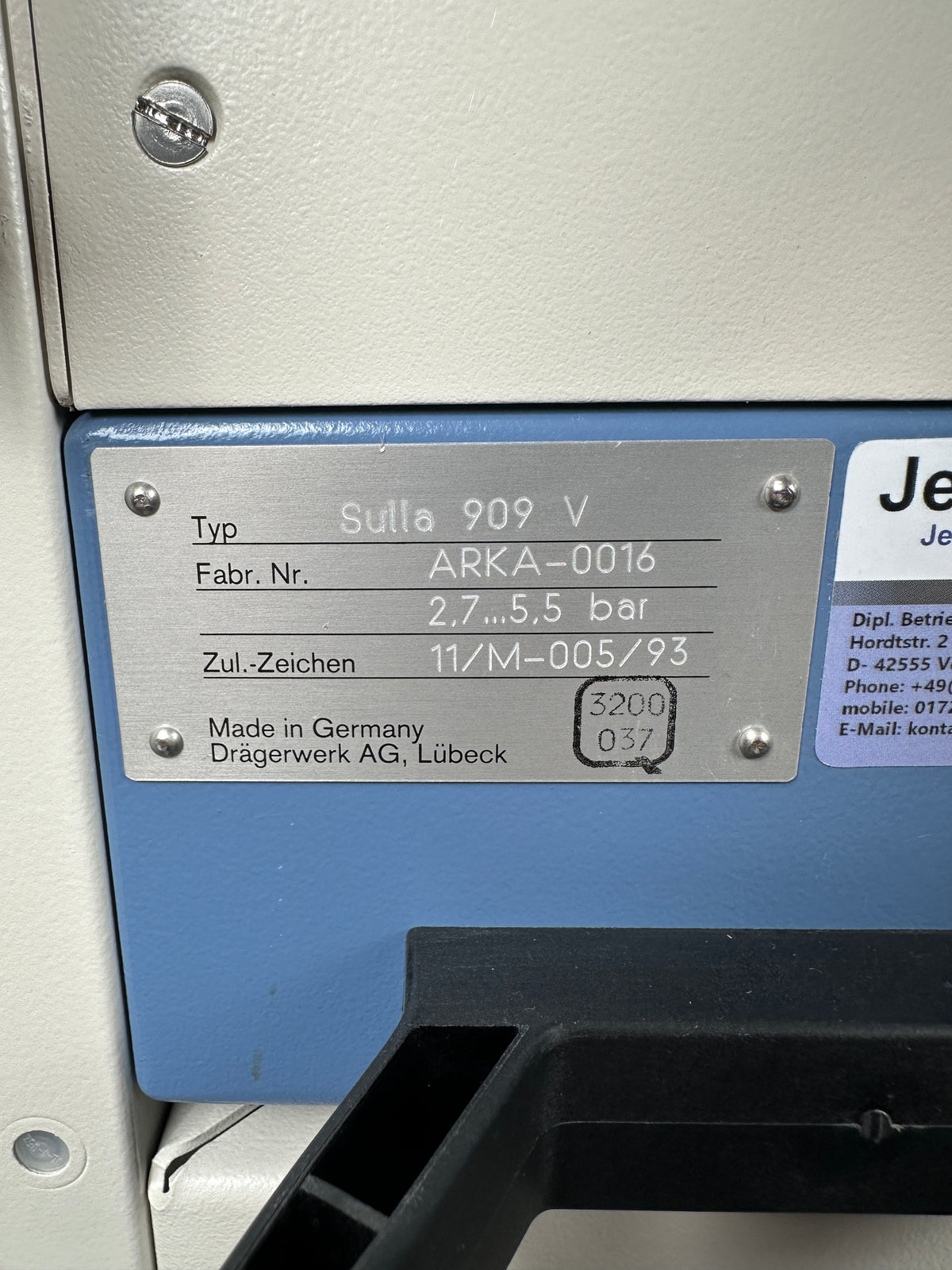 Dräger Sulla 909V Blue Anesthesia Ventilator & PM8050 Ventilog 2