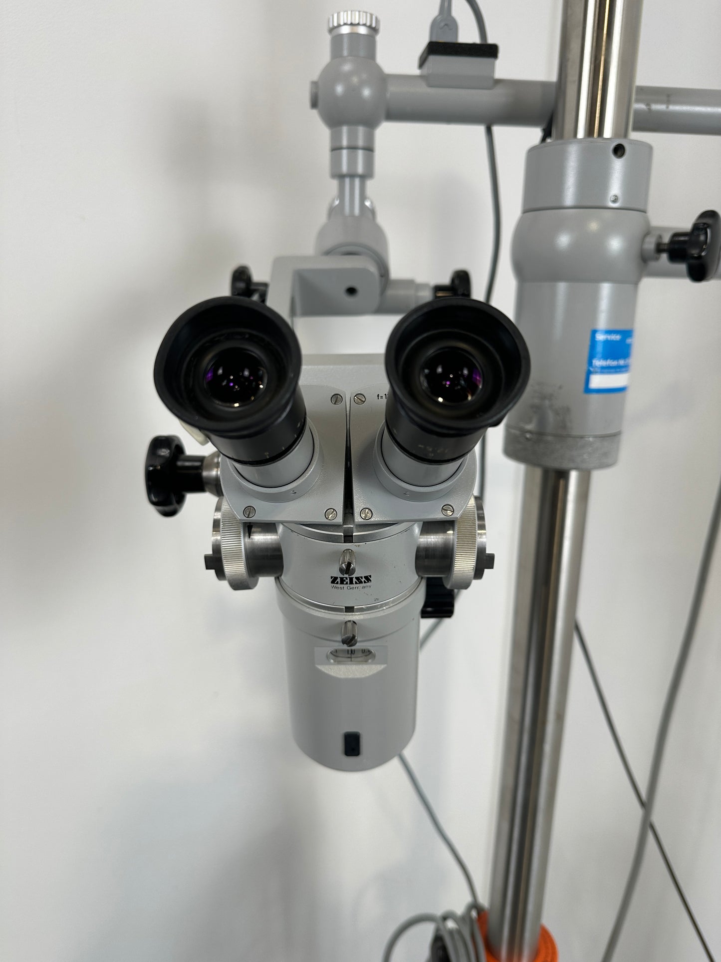 Zeiss OPMI-6S surgical microscope